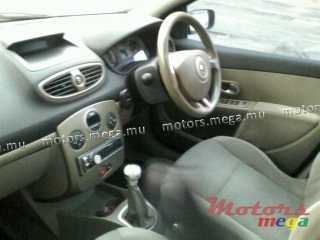 2005' Renault Clio clio 3 photo #3