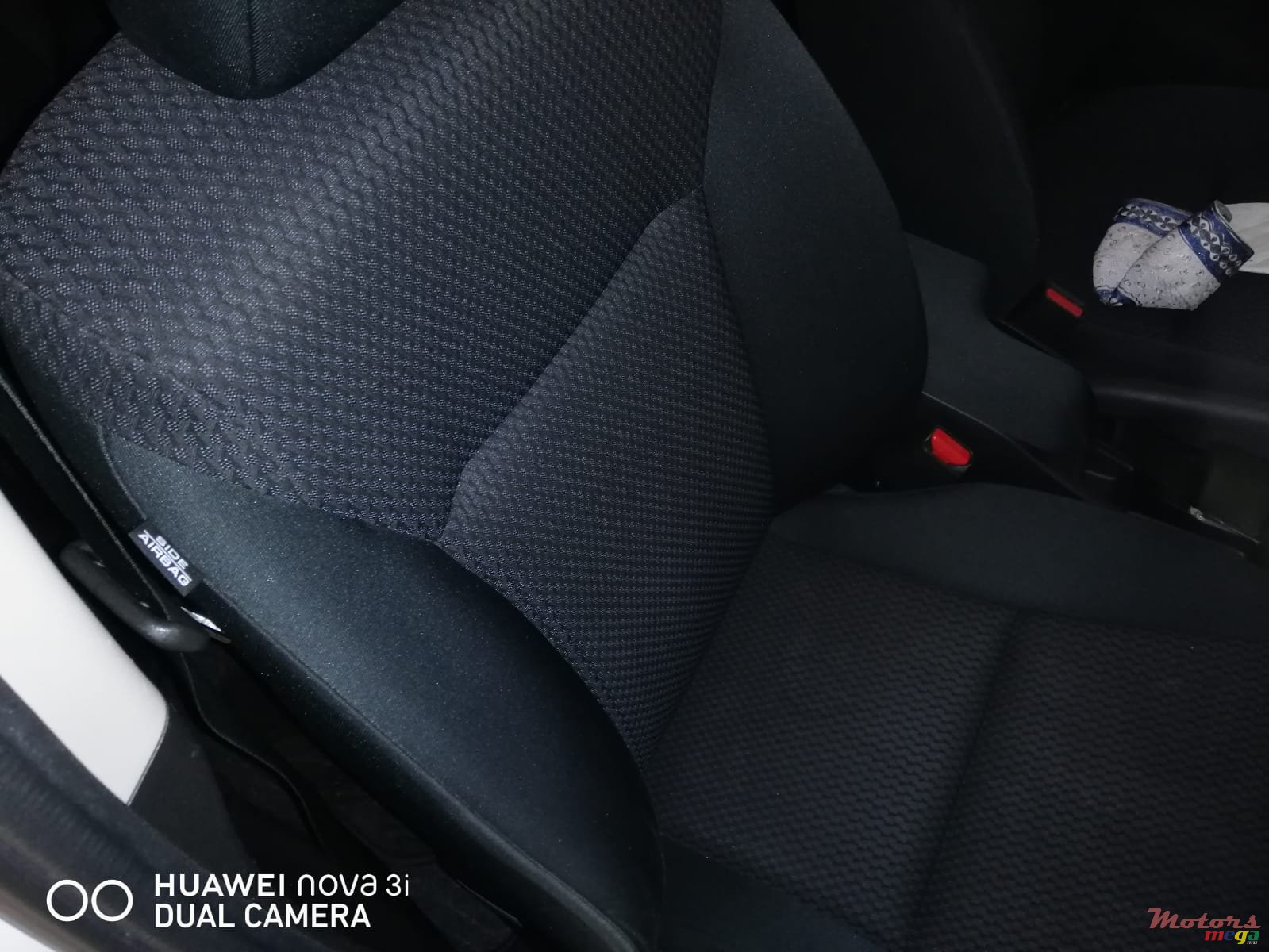 2017' Honda Fit photo #3