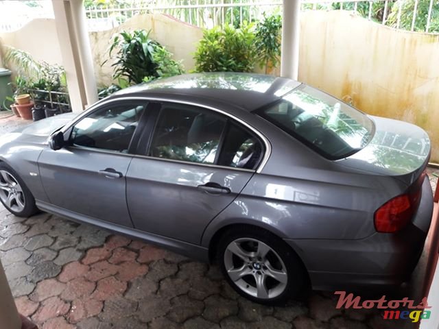 2011' BMW 316 photo #3