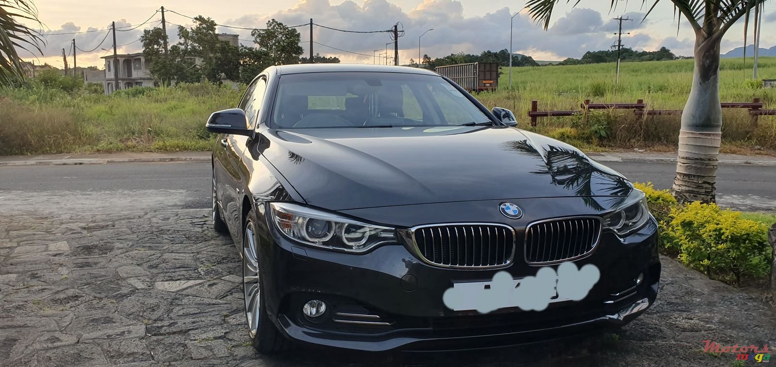 2015' BMW 420 photo #1