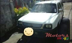 1999' Mitsubishi photo #1