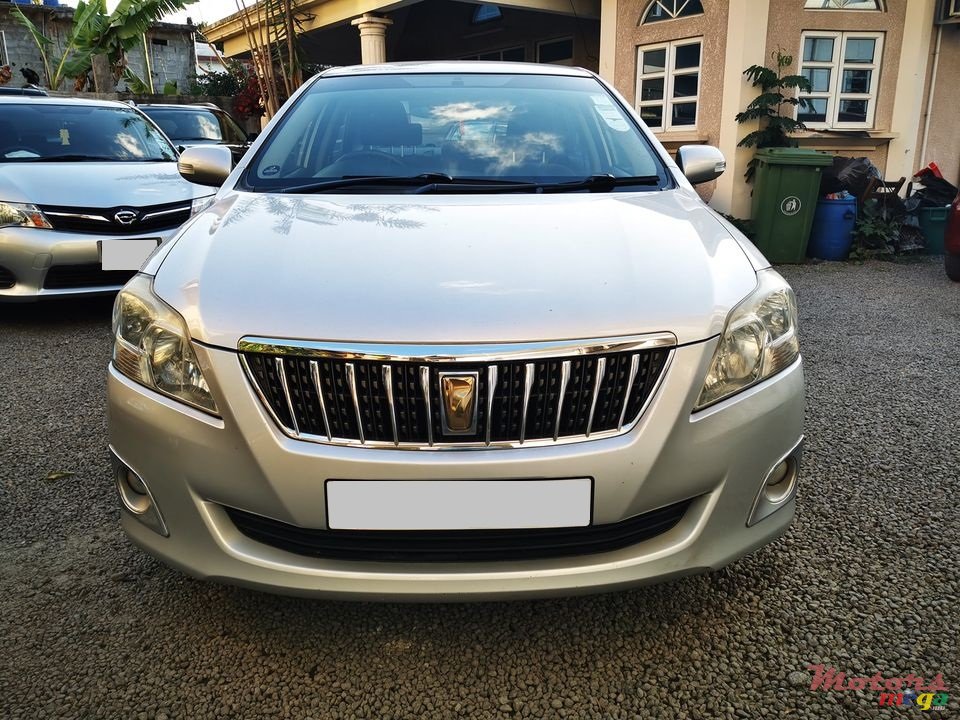 2012' Toyota Premio photo #1