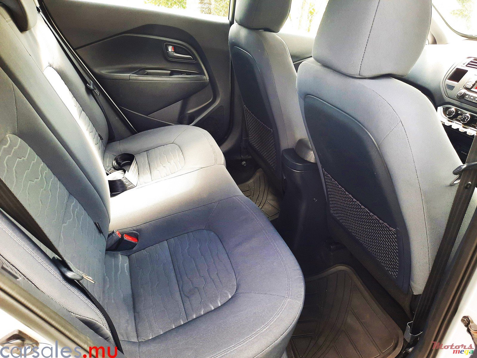 2013' Kia Rio 1.2 Hatchback photo #5