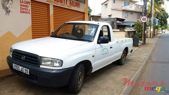 1999' Mazda photo #1