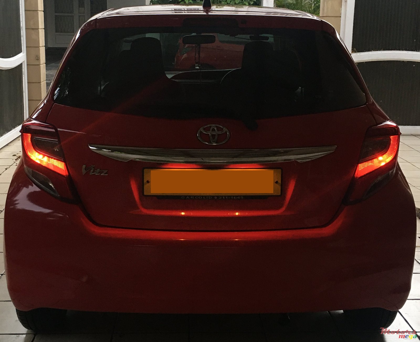 2015' Toyota Vitz photo #3