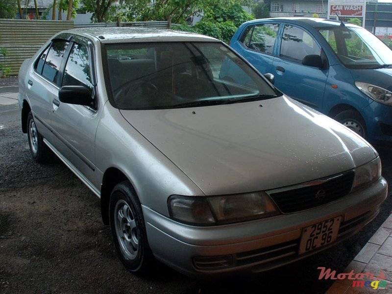 1996' Nissan Sunny photo #1