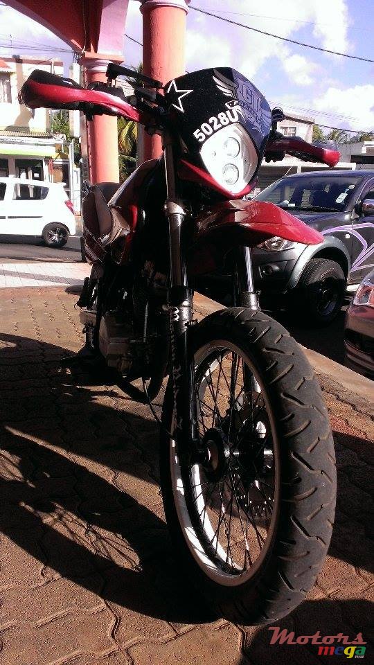 2010' Honda Super Sport photo #3