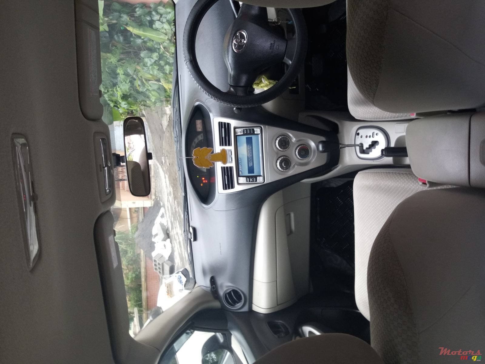 2006' Toyota Corolla Belta photo #5