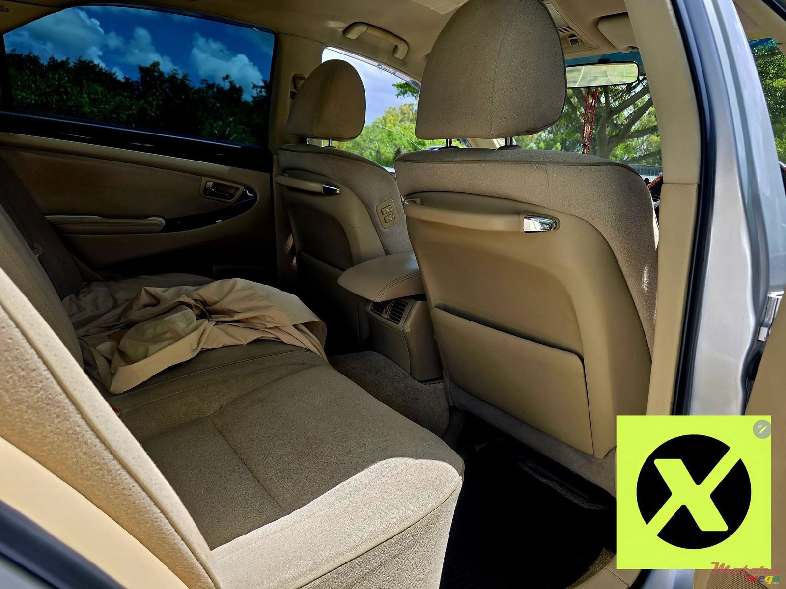 2008' Toyota Crown photo #6