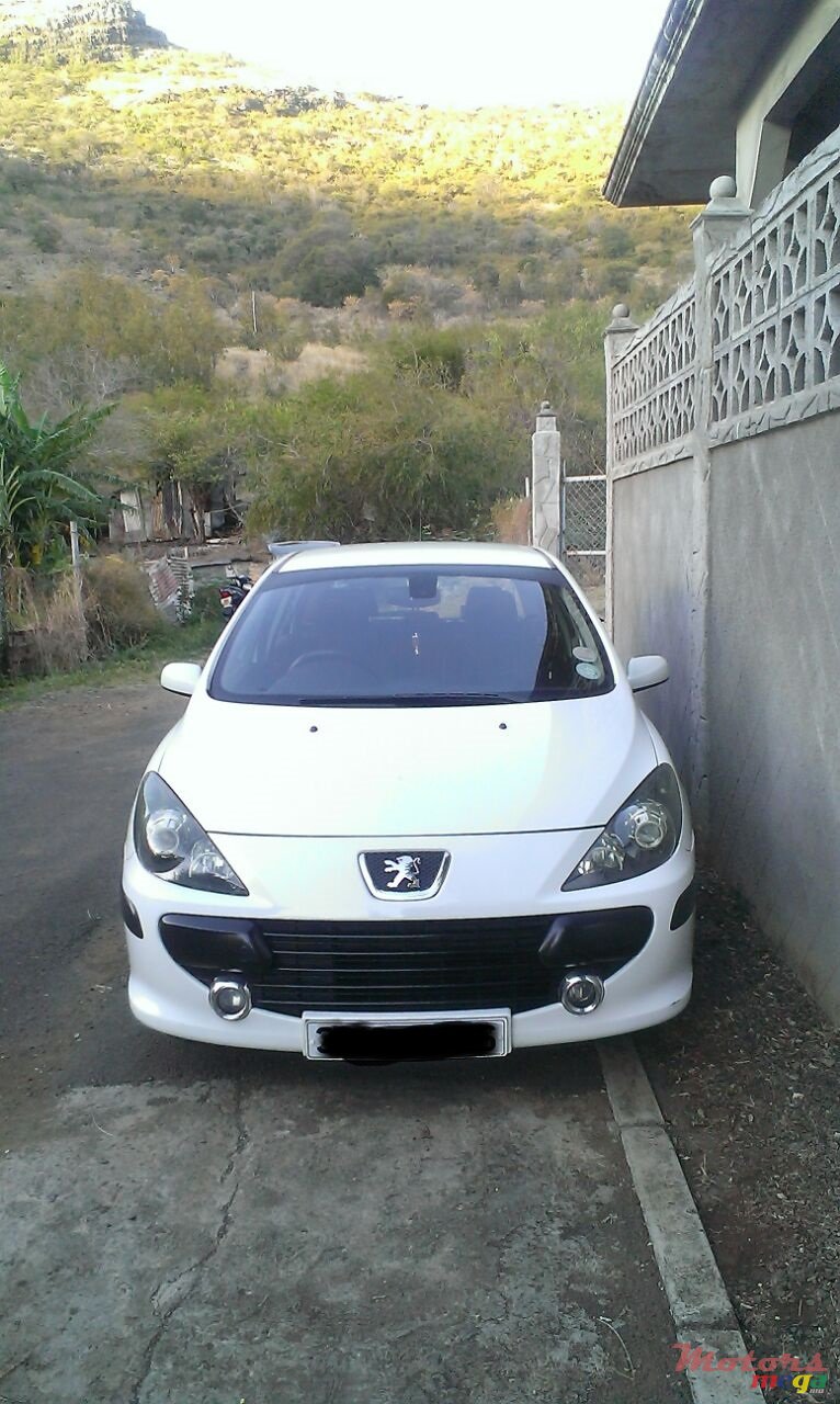 2006' Peugeot 307 photo #4