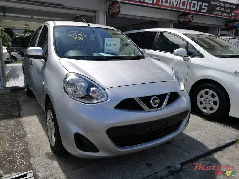 2014' Nissan March photo #1