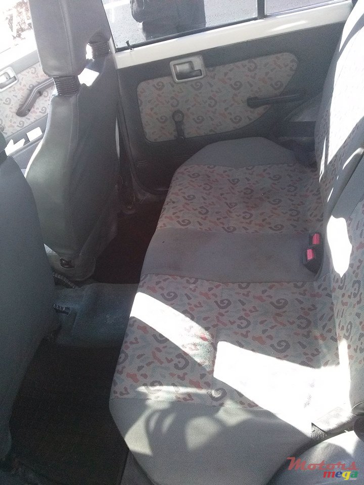 2001' Maruti 800 photo #5