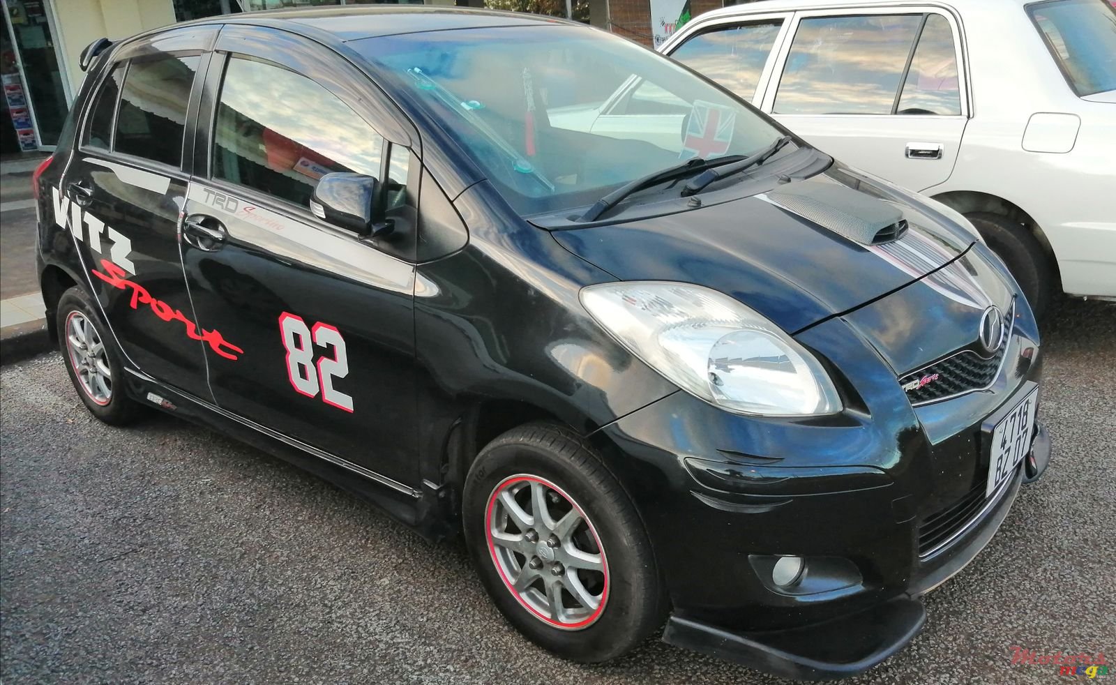 2007' Toyota Vitz Sports Model photo #2