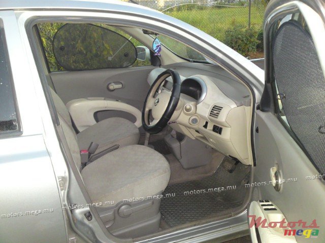 2003' Nissan Micra photo #4