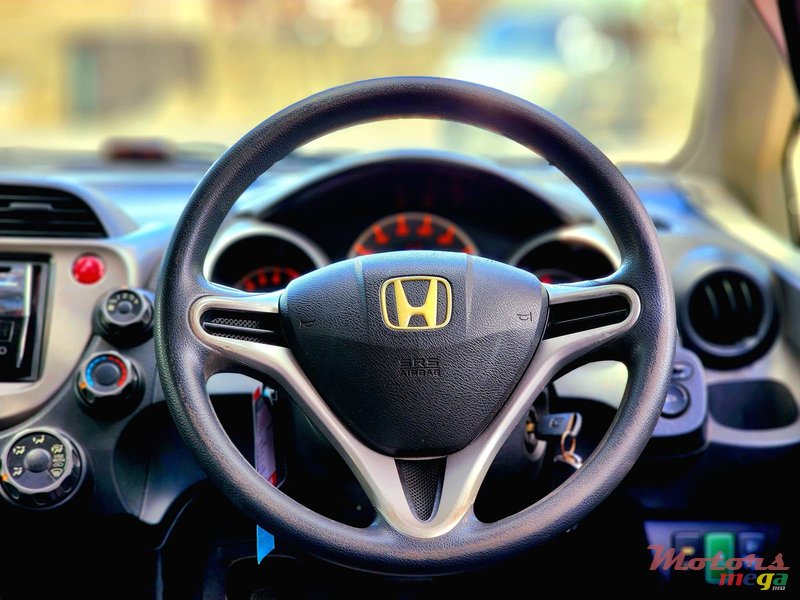 2012' Honda FIT USA photo #5