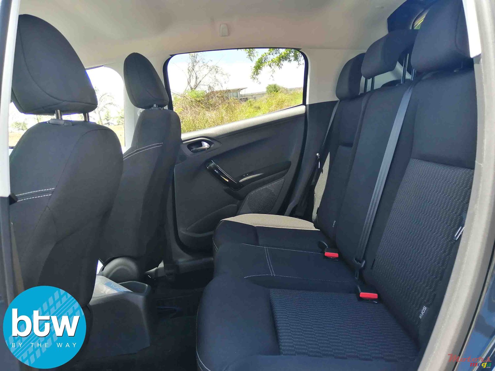 2018' Peugeot 208 Active photo #2