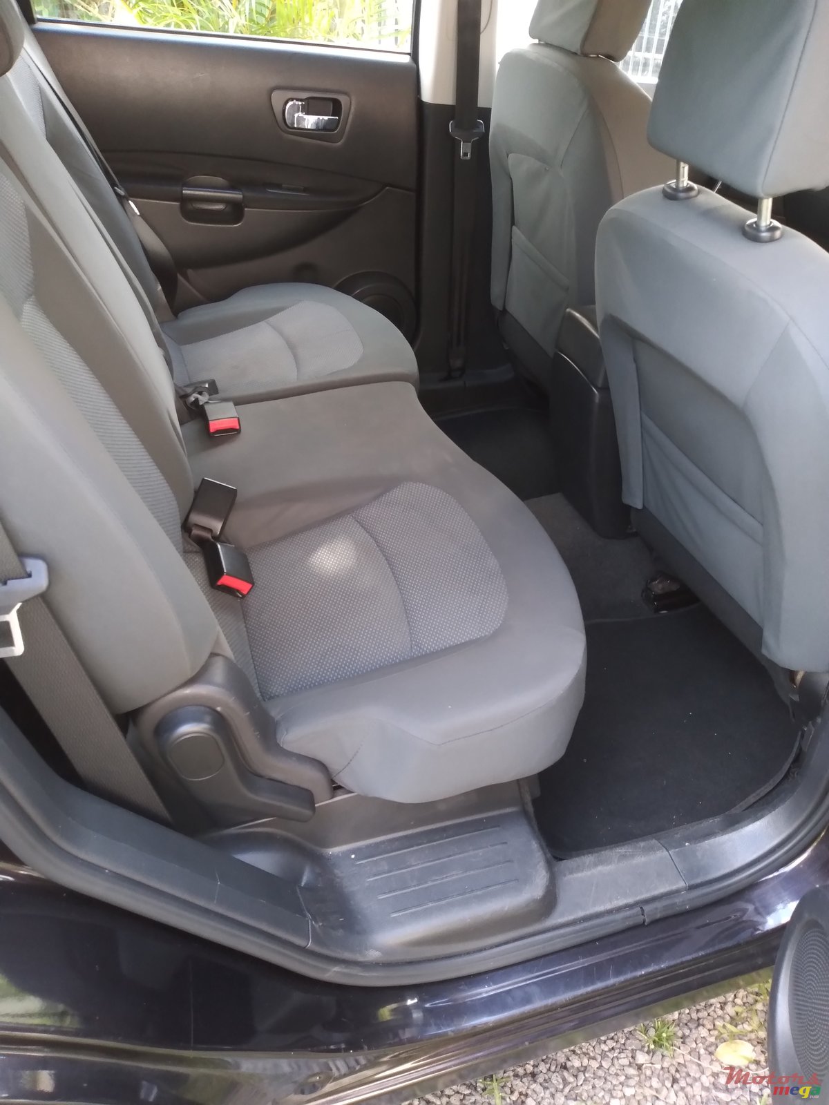 2011' Nissan Qashqai+2 photo #6