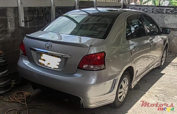 2009' Toyota photo #2