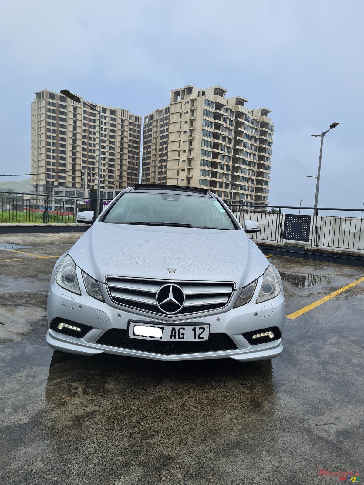 2012' Mercedes-Benz Coupe sunroof e250 photo #3