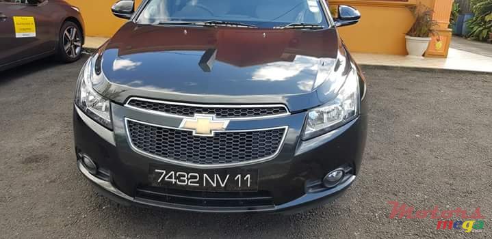 2011' Chevrolet Cruze photo #1