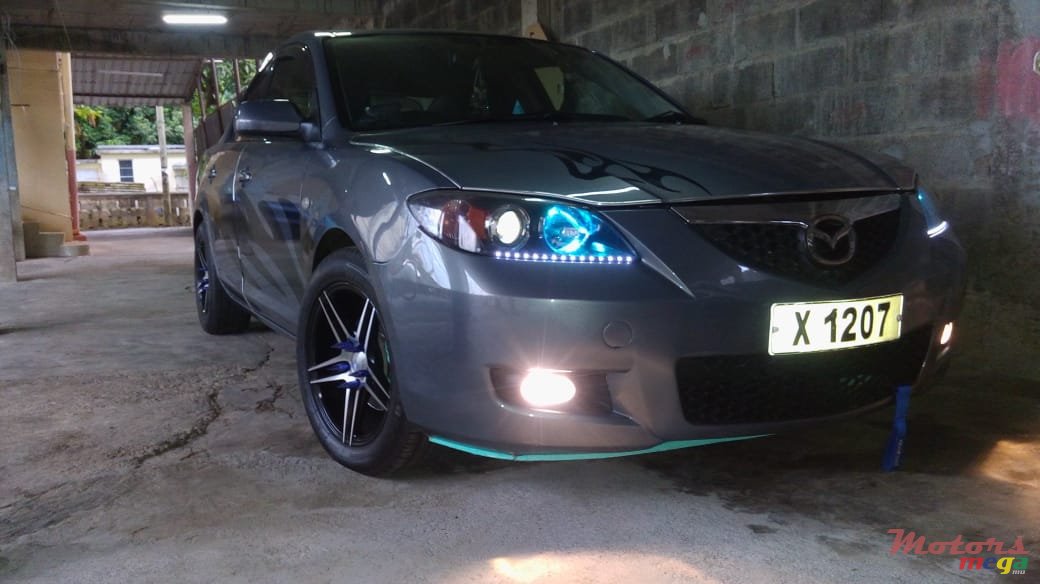 2006' Mazda Axela photo #3