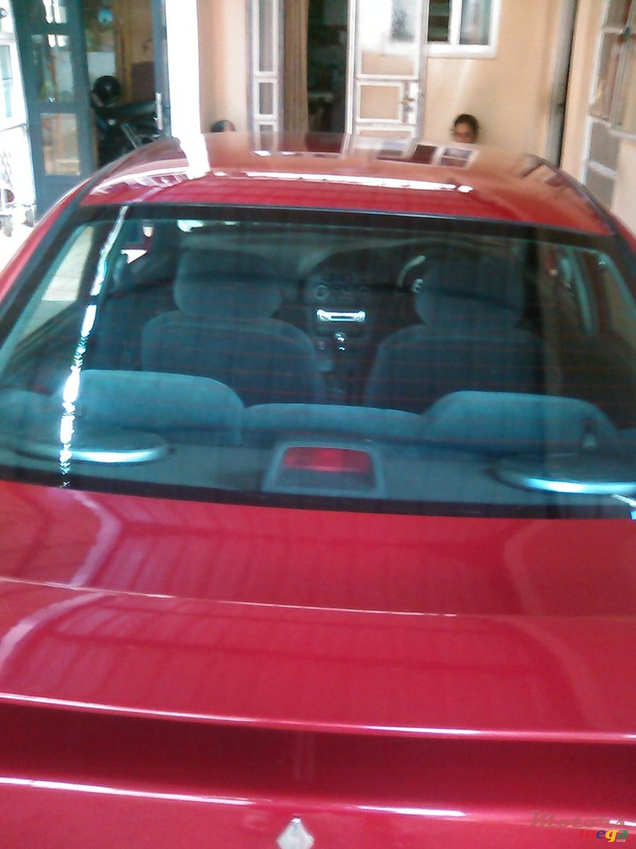 2000' Mitsubishi photo #1