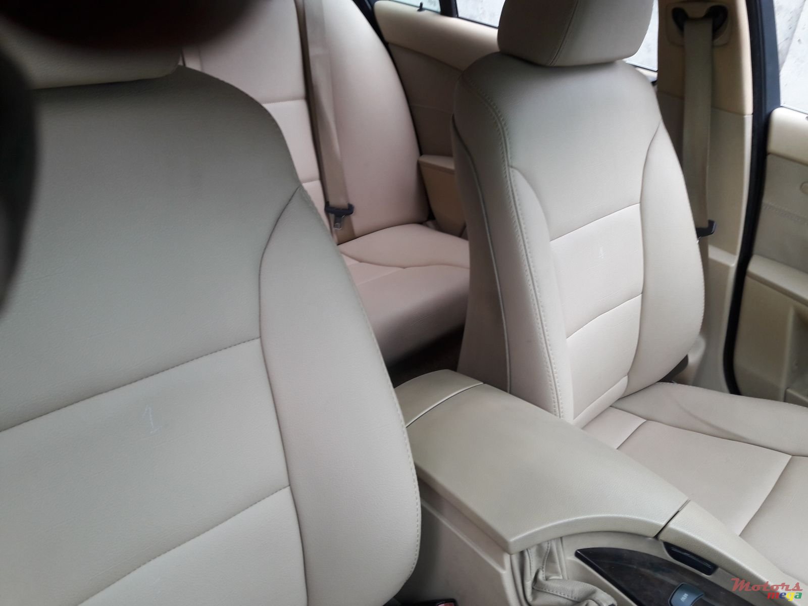 2005' BMW 520 photo #4