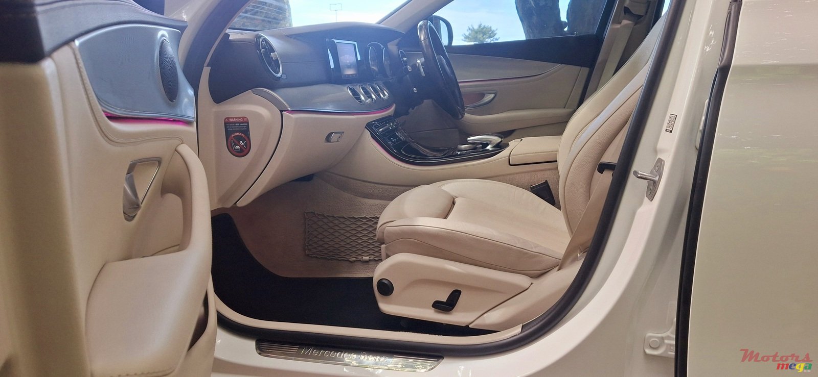 2018' Mercedes-Benz 200E photo #7