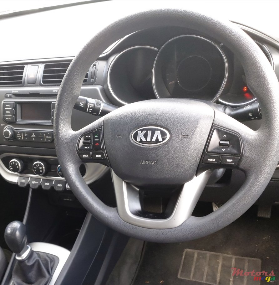 2014' Kia Rio photo #3