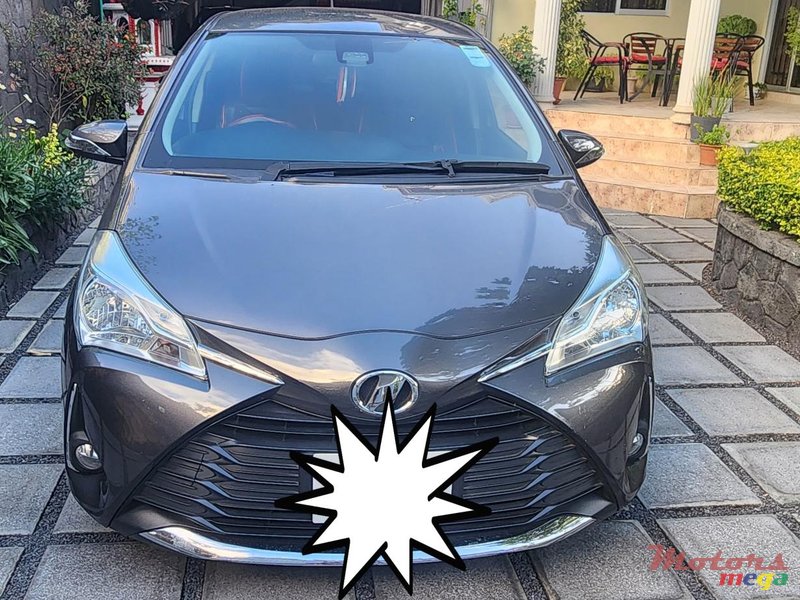 2018' Toyota Vitz photo #2