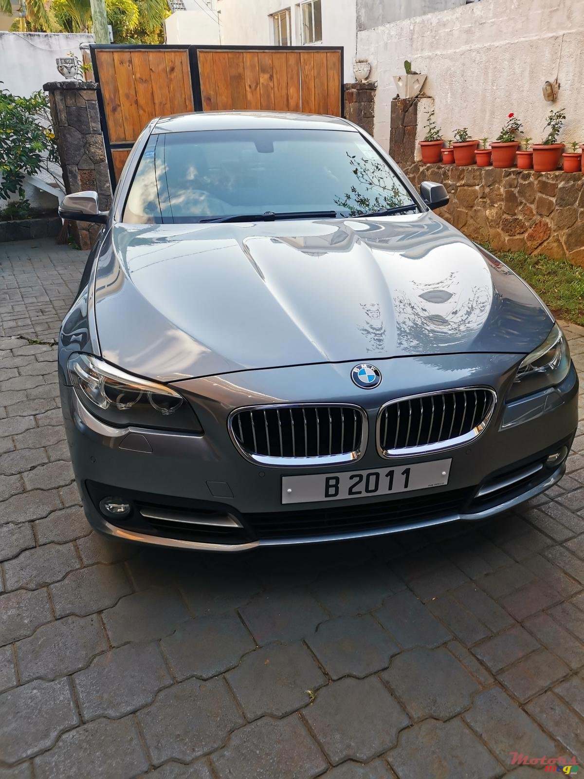 2015' BMW 520 photo #4