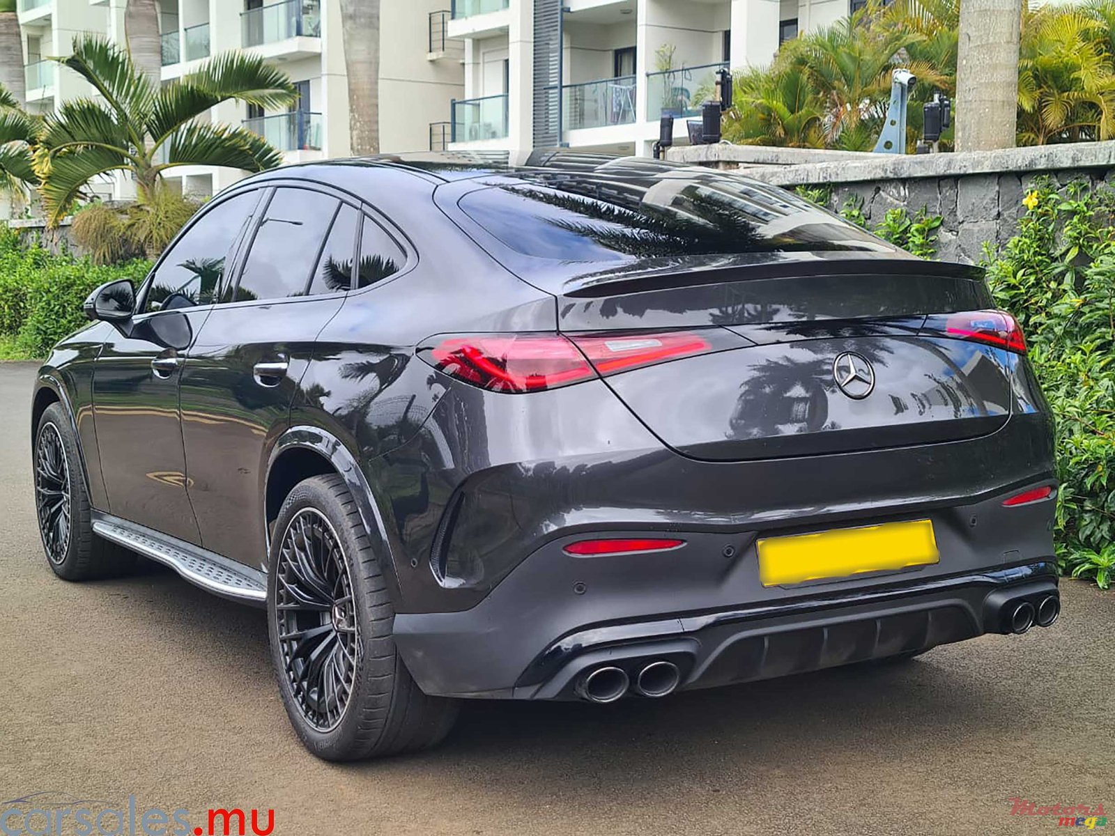 2025' Mercedes-Benz GLC 43 AMG 4Matic photo #3