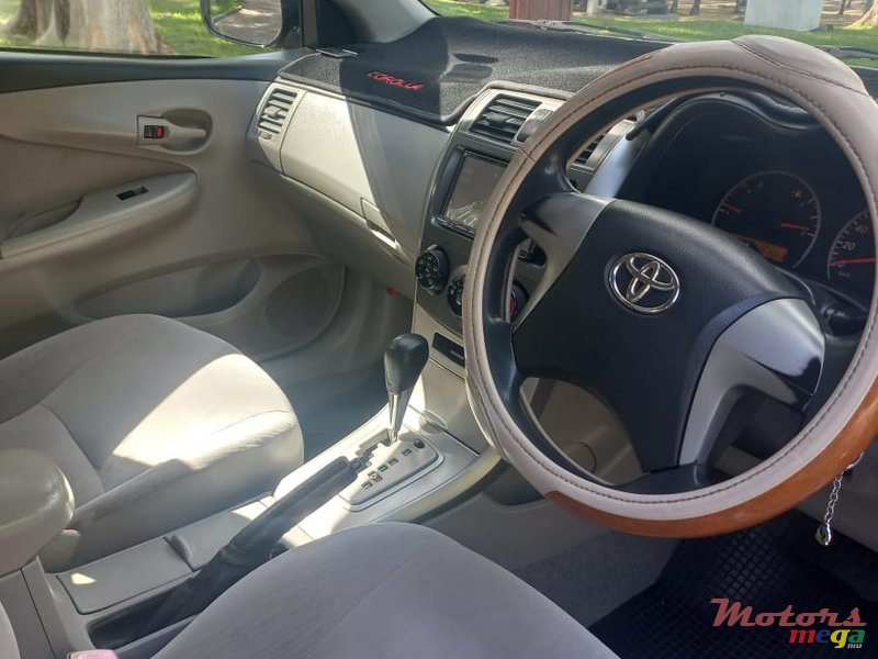 2007' Toyota Axio photo #5