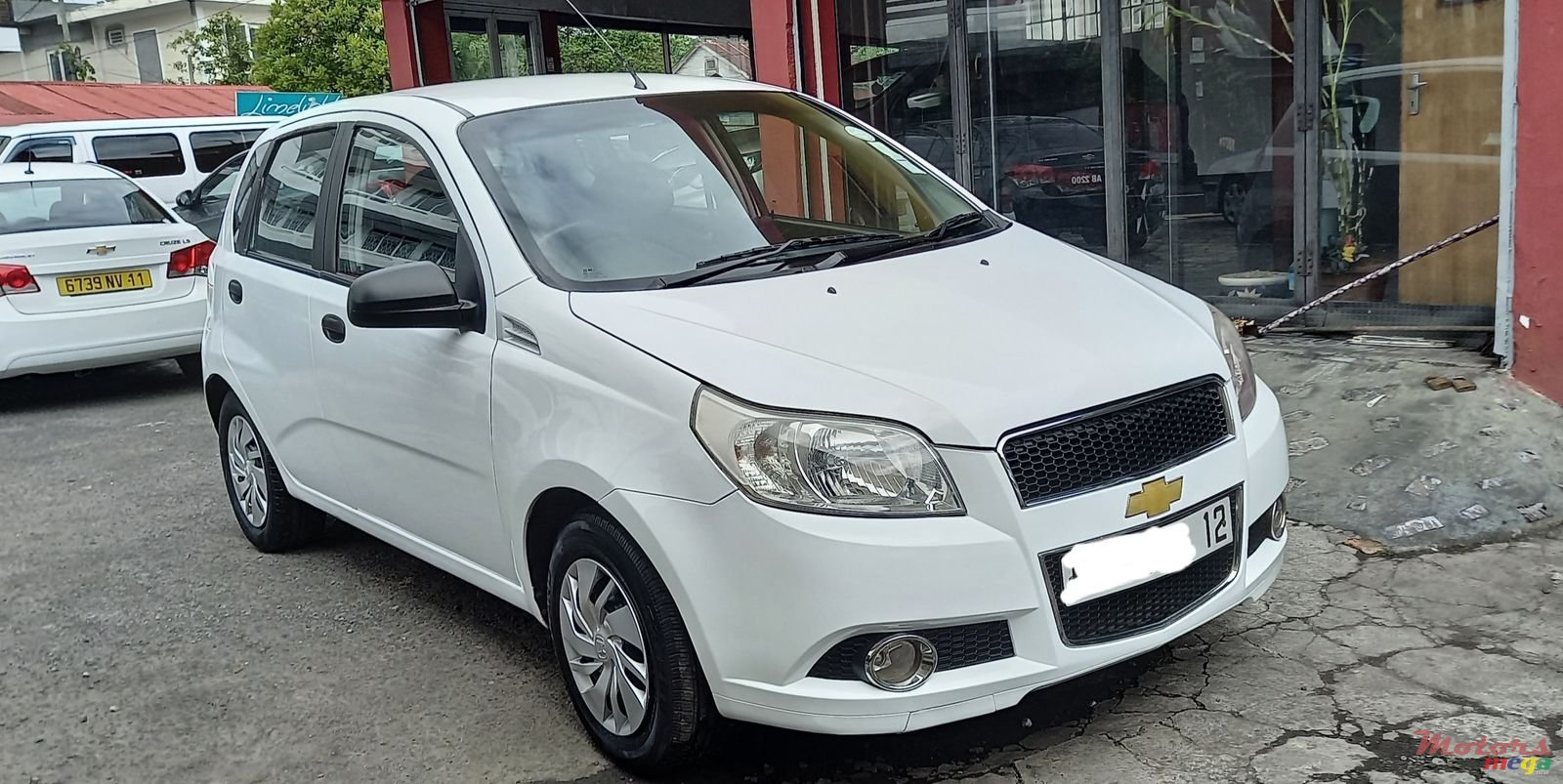 2012' Chevrolet Aveo photo #2