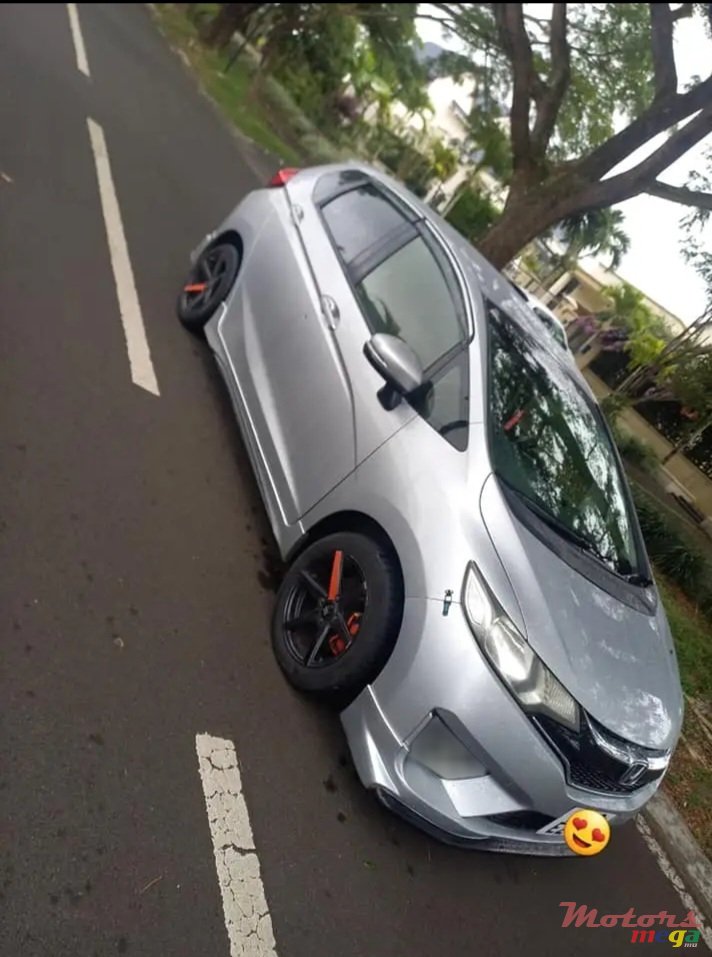 2016' Honda Fit photo #2