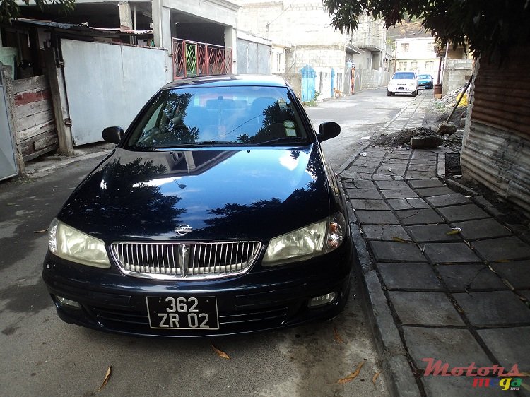 2002' Nissan N16 photo #1