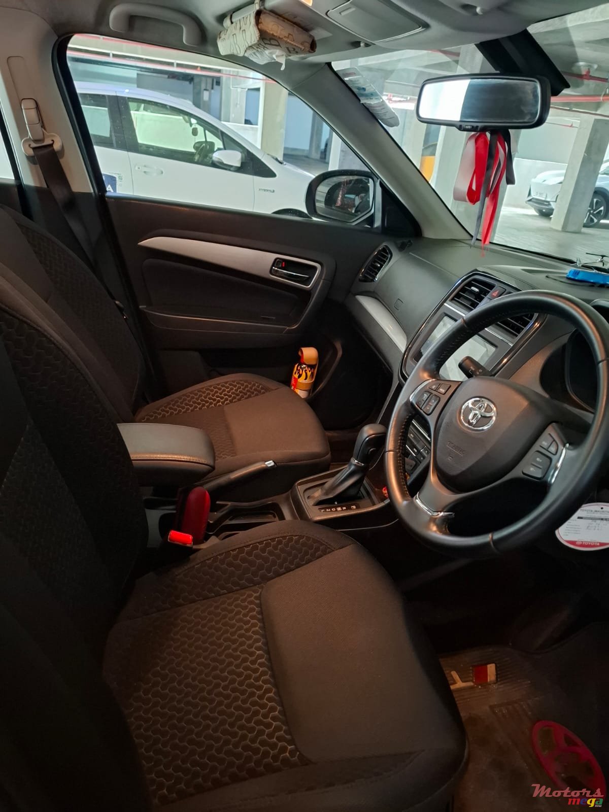 2021' Toyota Urban Cruiser photo #4