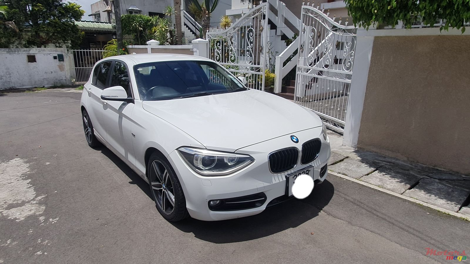 2012' BMW 116 116i Sport line photo #1