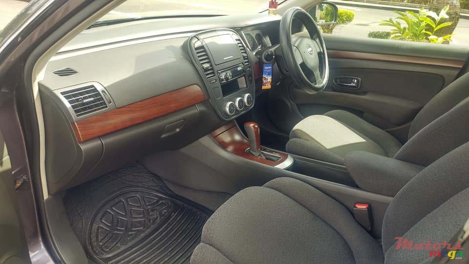 2008' Nissan Bluebird sylphy photo #3