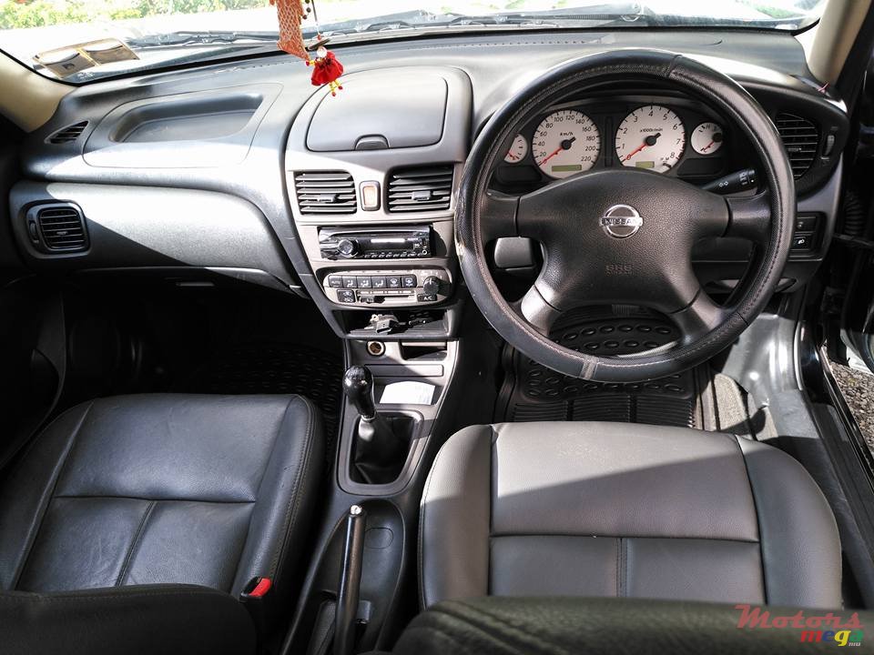 2005' Nissan Sunny N17 photo #5