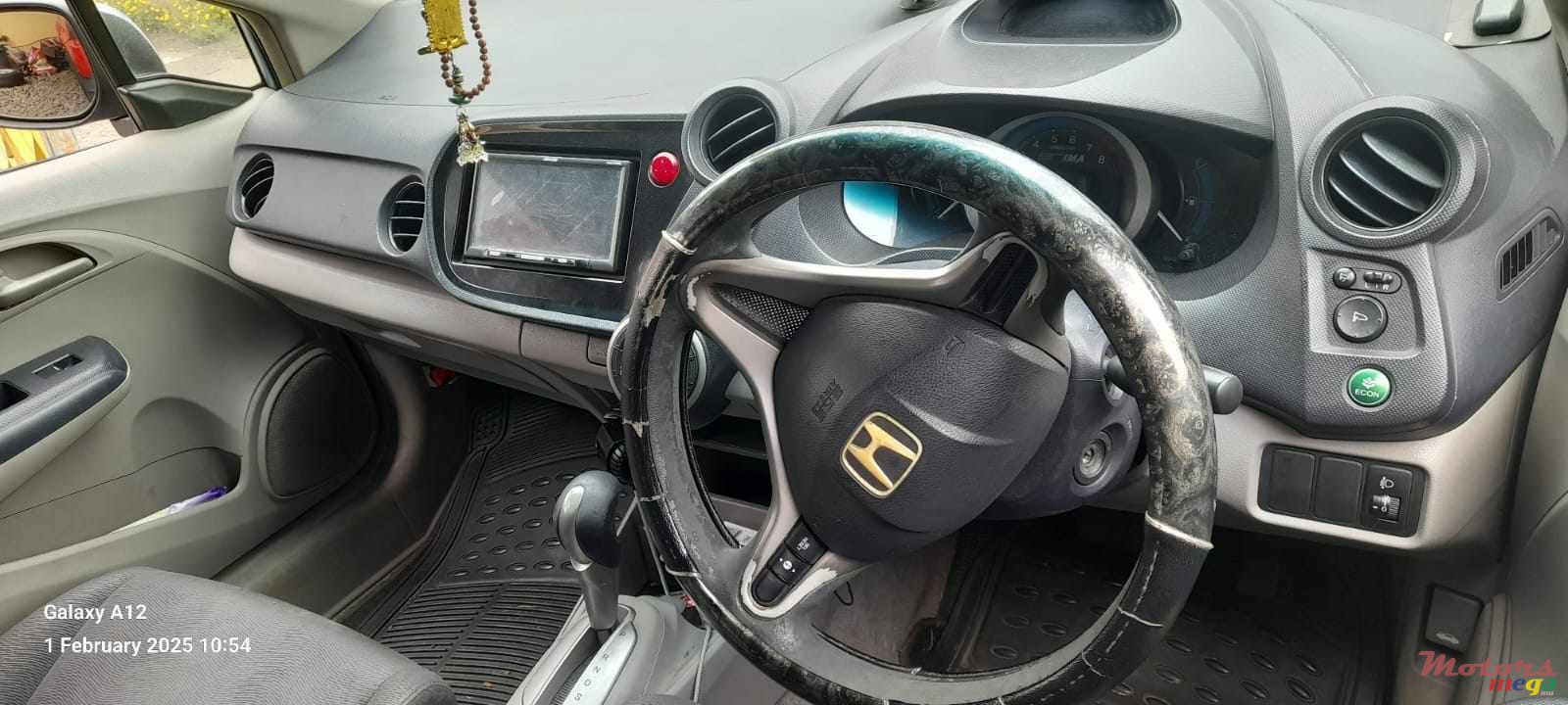 2010' Honda Insight photo #4