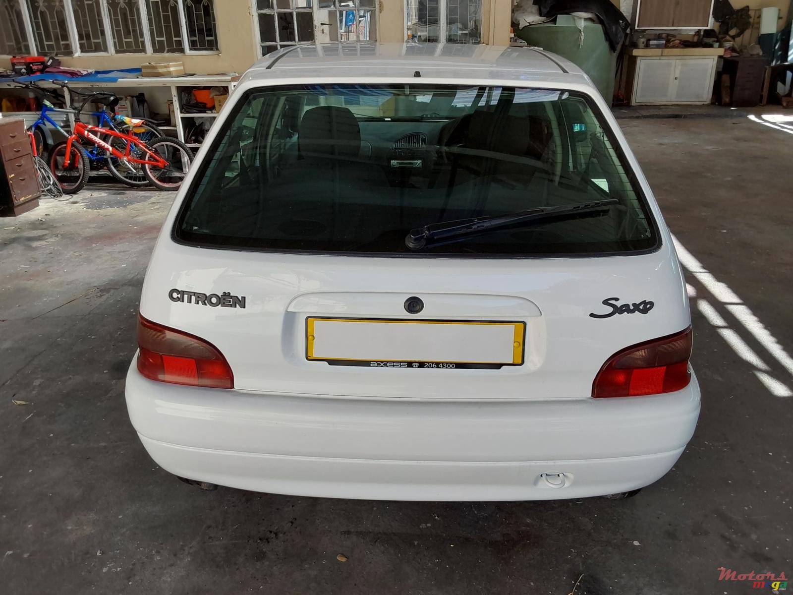 2002' Citroen Saxo photo #5