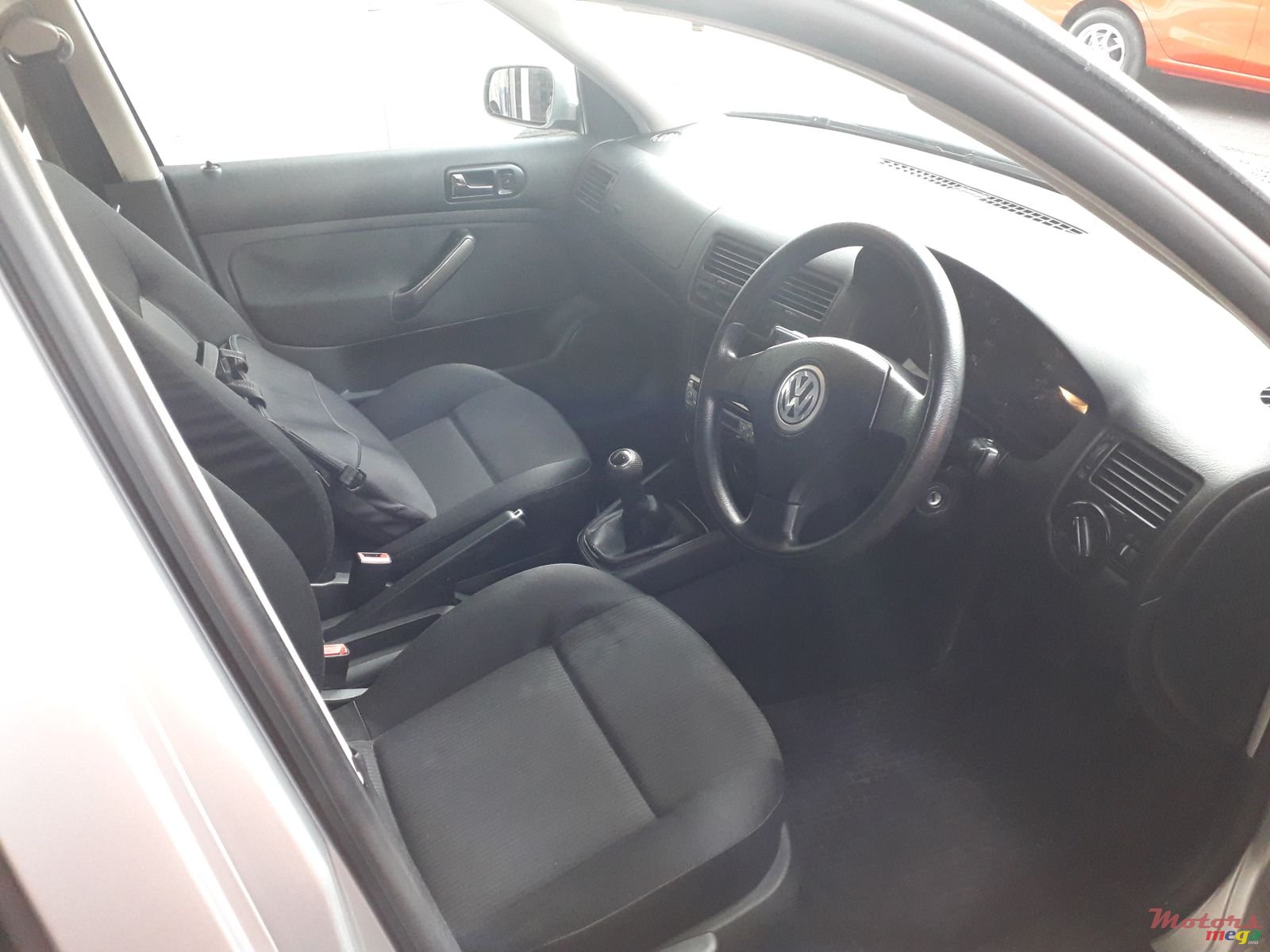 2004' Volkswagen Bora Manual1400cc photo #3