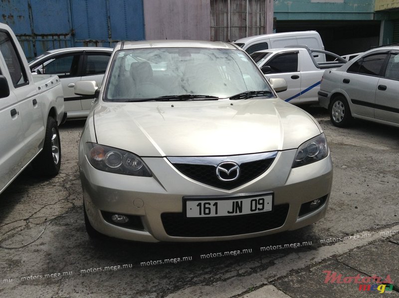 2009' Mazda 3 photo #1
