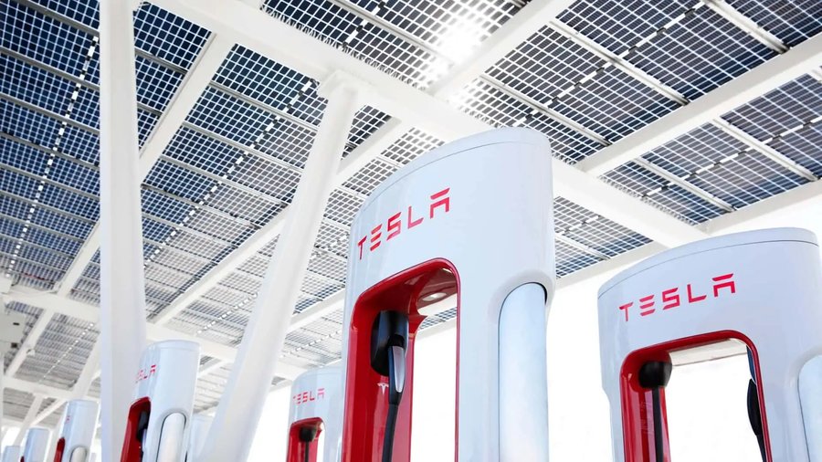 Tesla To Build Its Own Data Centers, Begins Hiring Staff