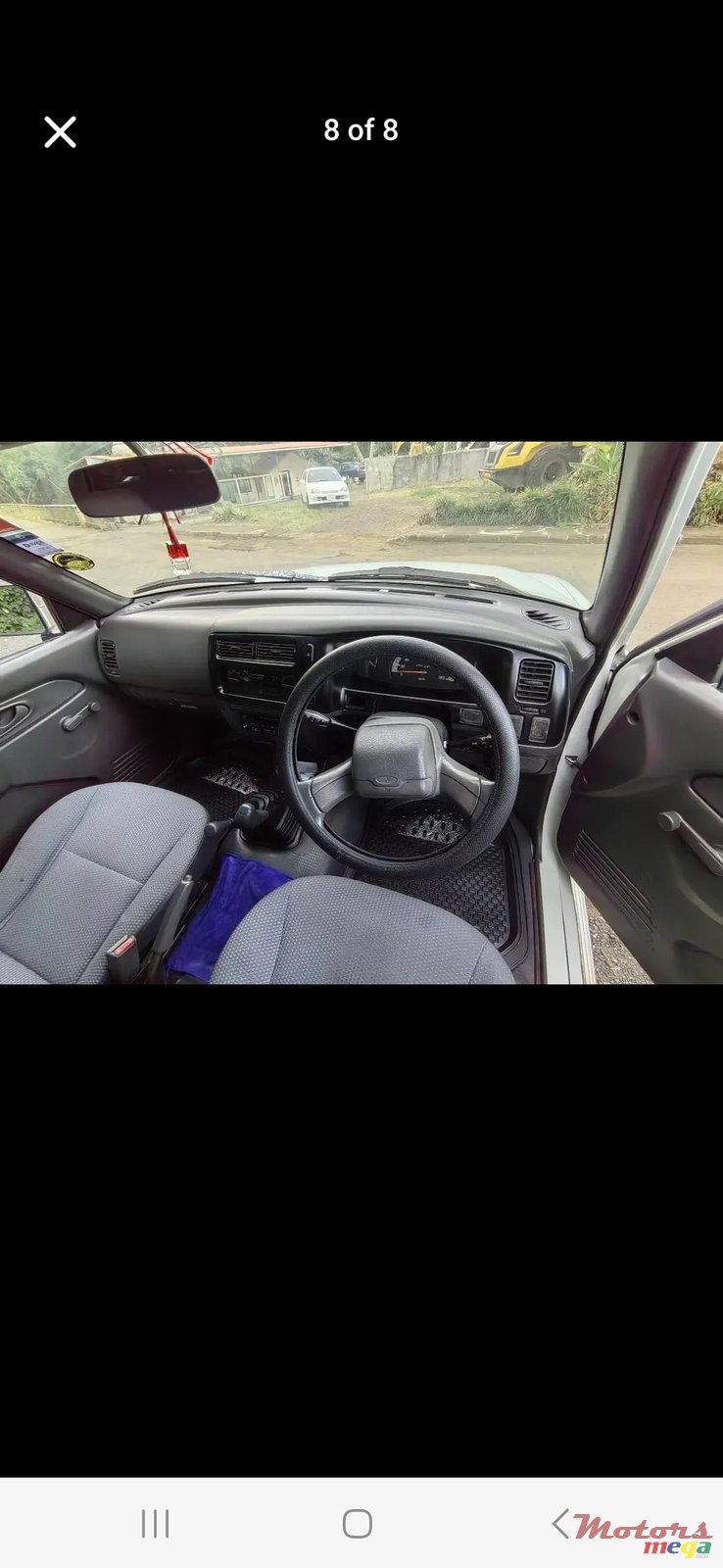 2001' Mitsubishi photo #3