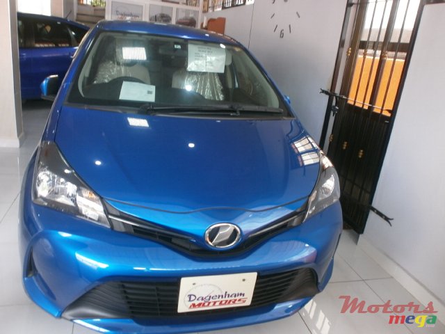 2014' Toyota Vitz vista photo #1