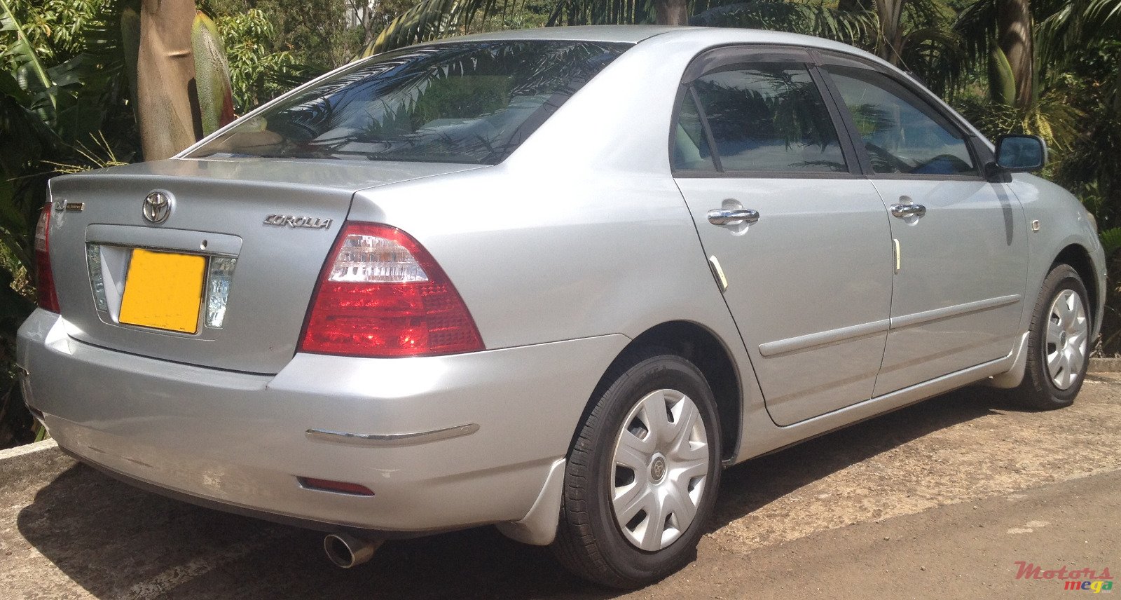 2006' Toyota Corolla photo #1