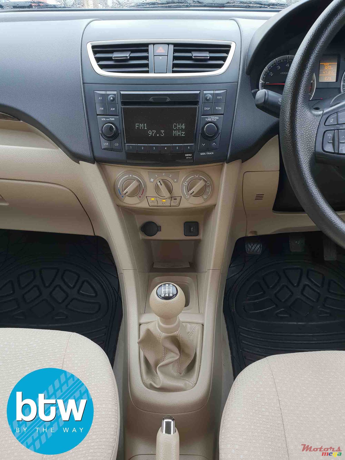 2014' Suzuki Swift Dzire photo #5