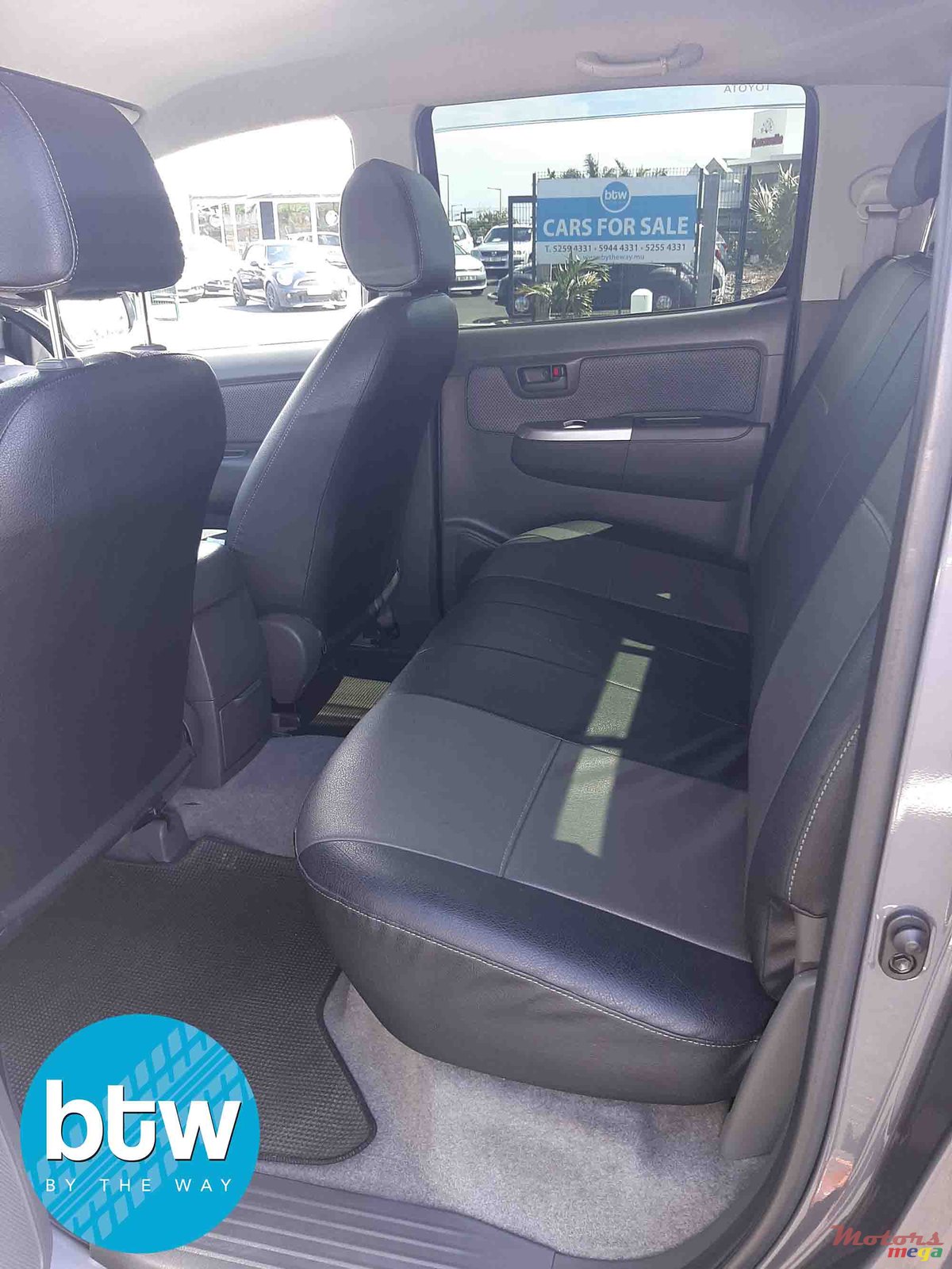 2013' Toyota Hilux photo #4